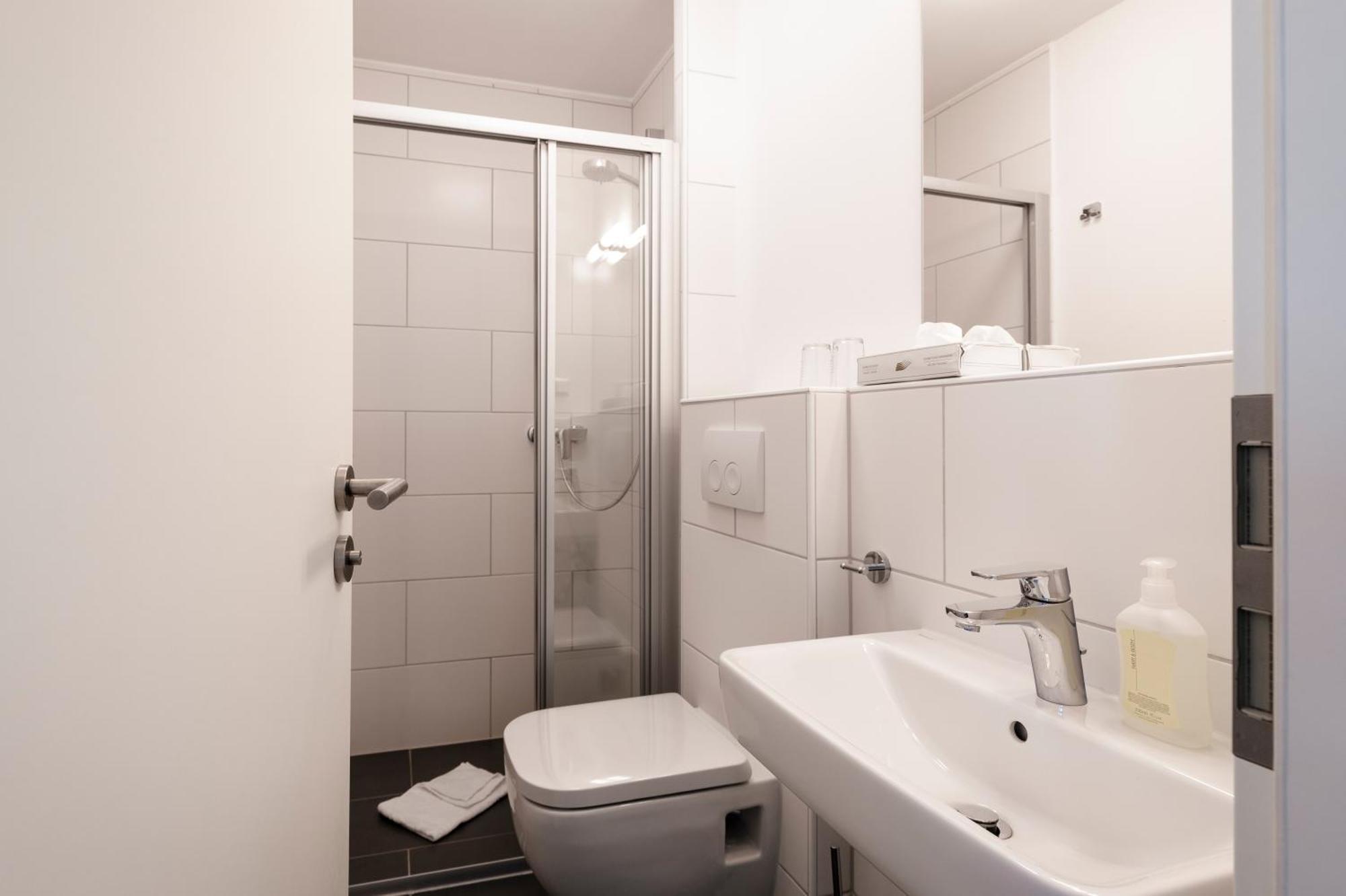 Hotel Auf Den Hummerklippen Хельголанд Экстерьер фото